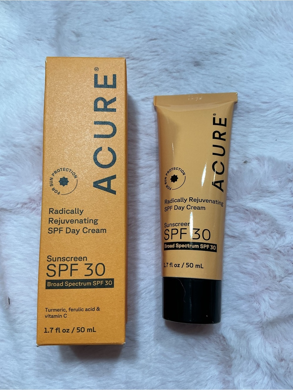ACURE Radically Rejuvenating SPF 30 Day Cream Sunscreen — Yellow